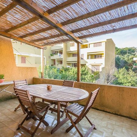 Appartamento Punta Nera Ла Мадалена Екстериор снимка