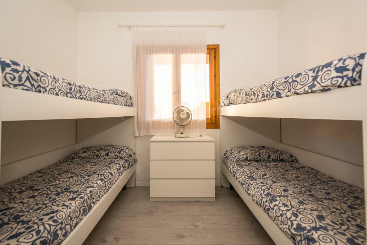 Appartamento Punta Nera Ла Мадалена Екстериор снимка